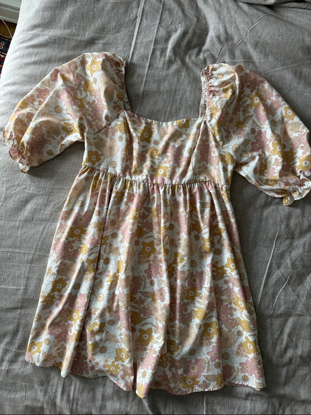 Women’s Floral Puff-Sleeve Dress in Pink & Mustard